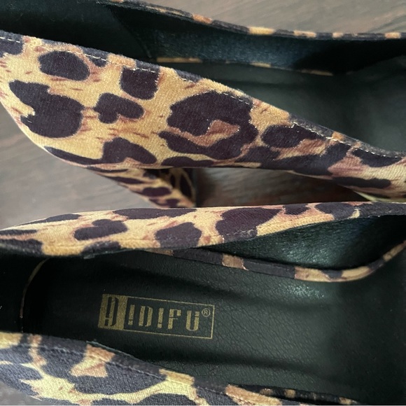 Leopard print suede block heels - Picture 4 of 10